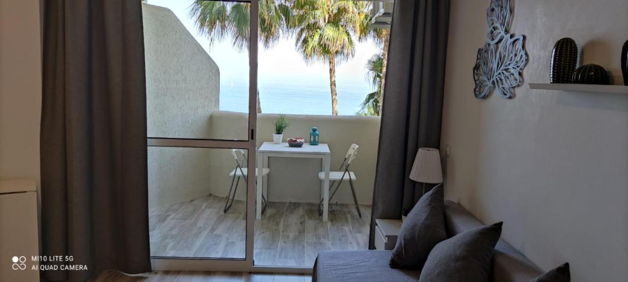 Estudio En Benalbeach, Vistas Mar, Primera Linea Playa Benalmádena Eksteriør bilde